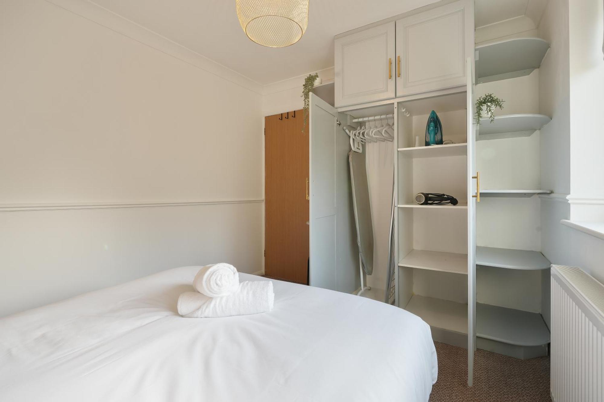 Casa vacanze Tapton View - Modern Near Chesterfield Town Center, Train Station & The Peak District *