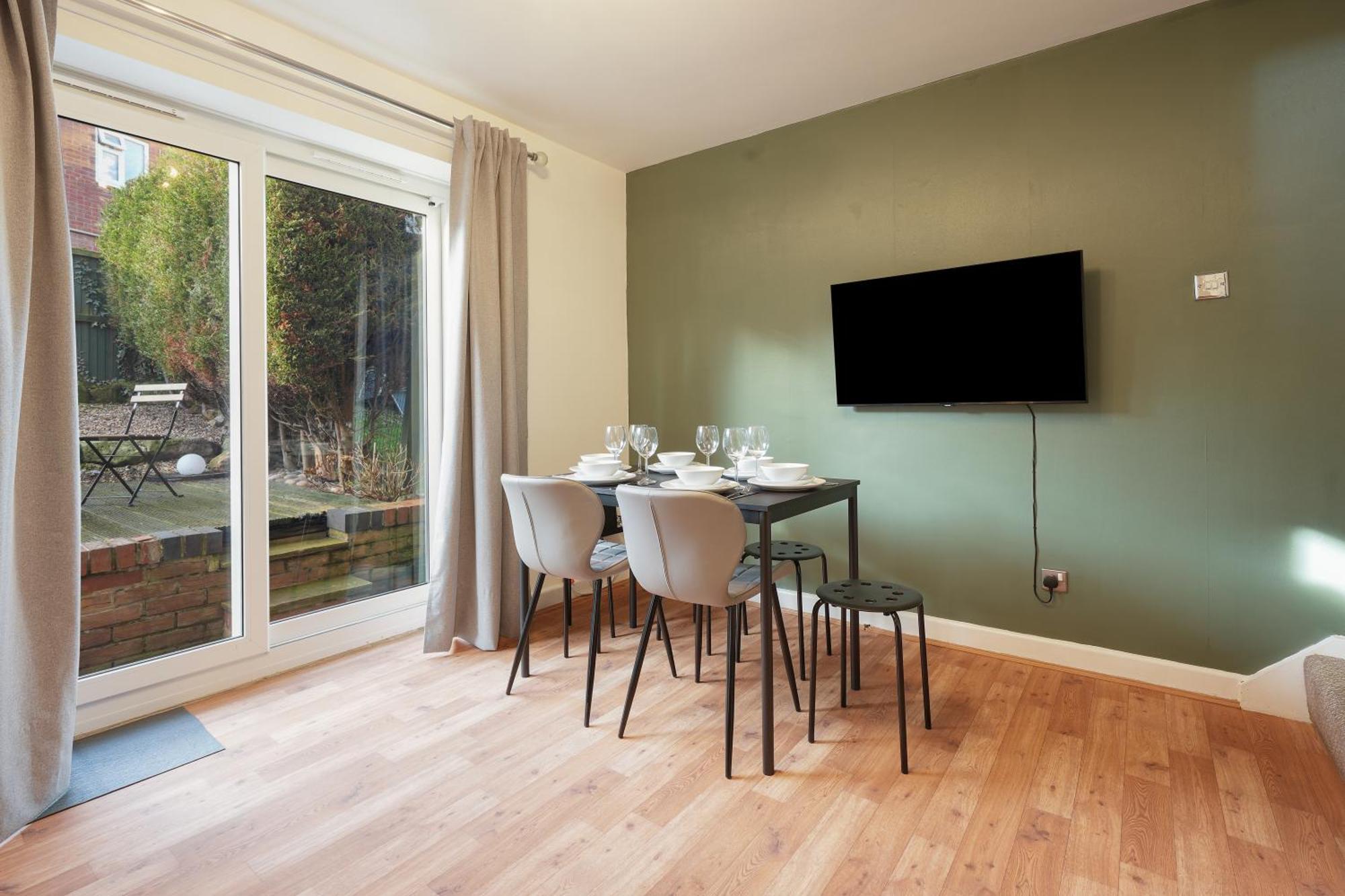 Casa vacanze Tapton View - Modern Near Chesterfield Town Center, Train Station & The Peak District Brimington